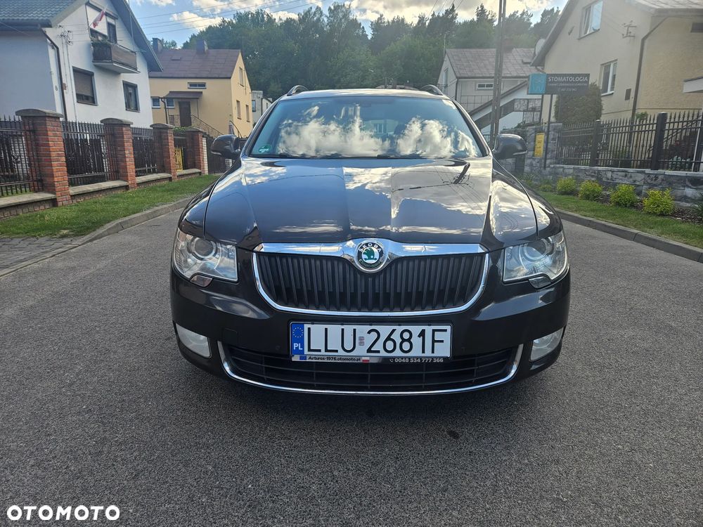 Skoda Superb 2.0 TDI DSG Elegance - 6