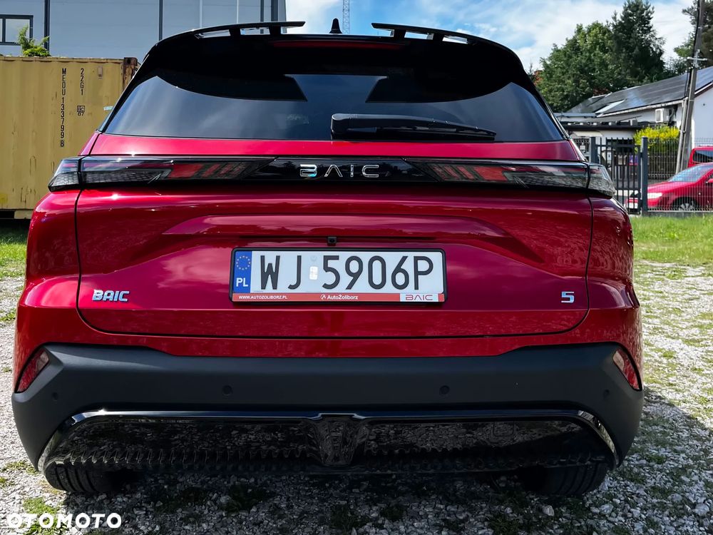 BAIC 5 Beijing 1.5T Comfort DCT - 6