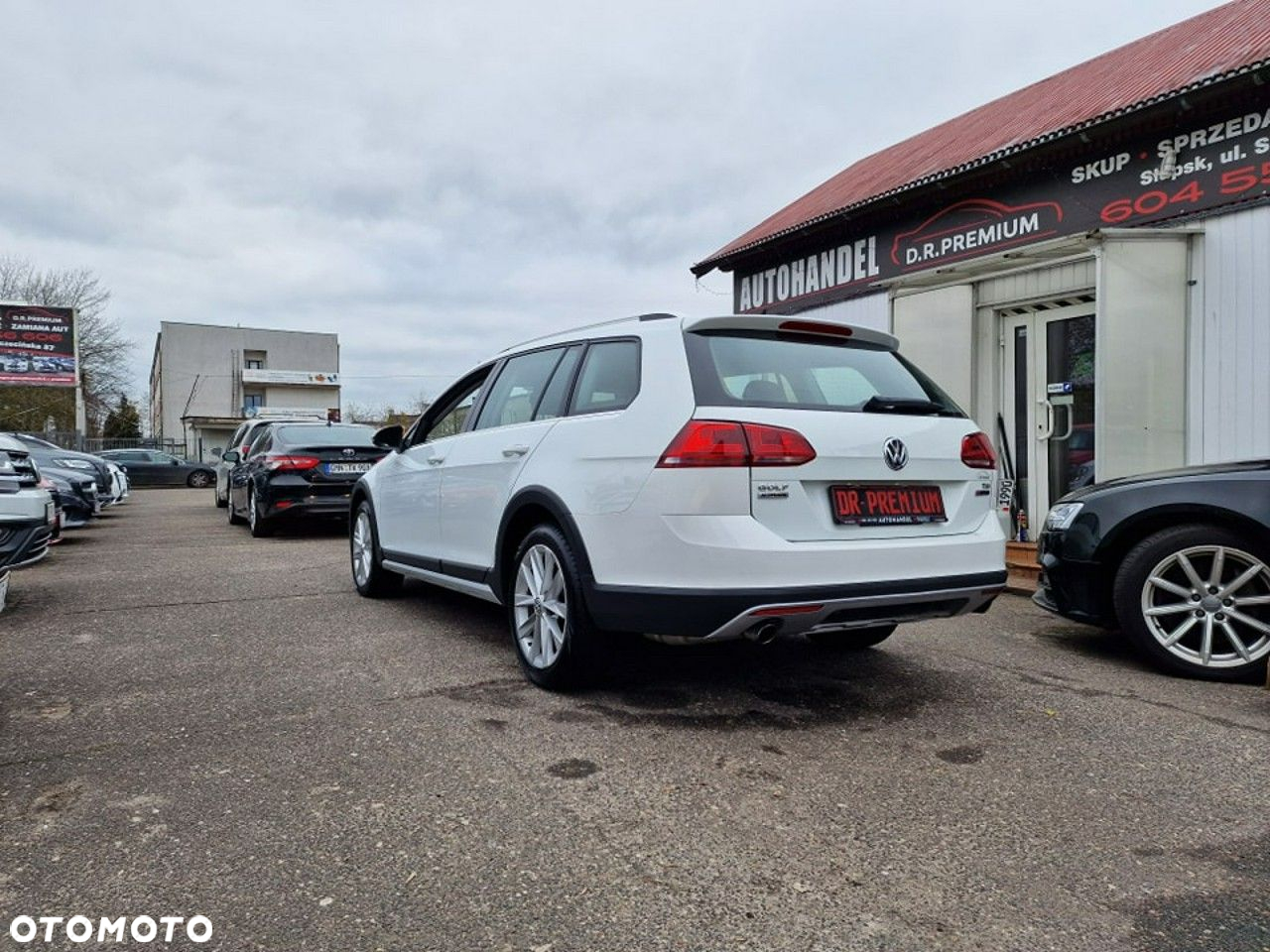 Volkswagen Golf - 5