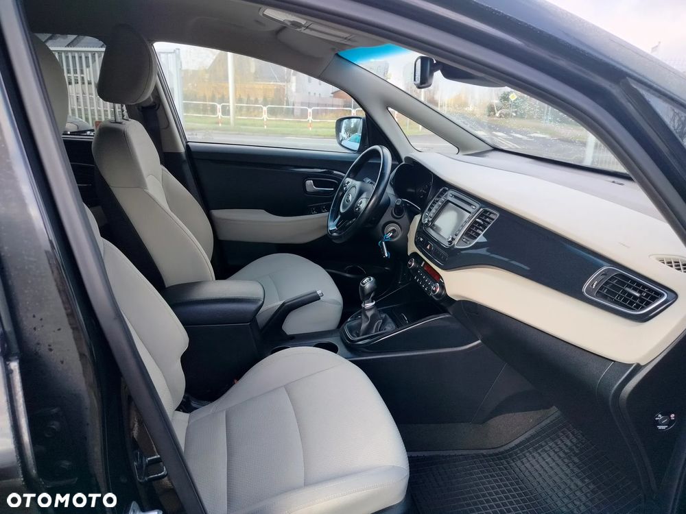 Kia Carens 1.6 GDI Business Line EU6 - 16