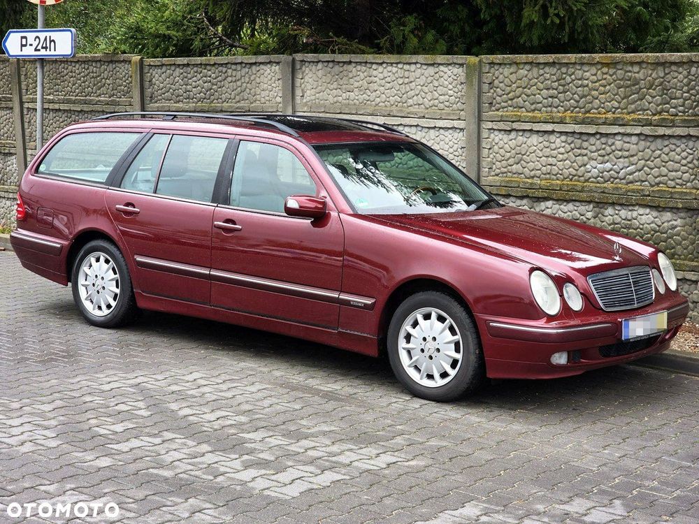 Mercedes-Benz Klasa E - 3