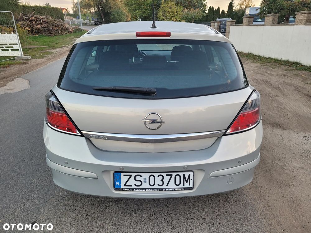 Opel Astra - 13