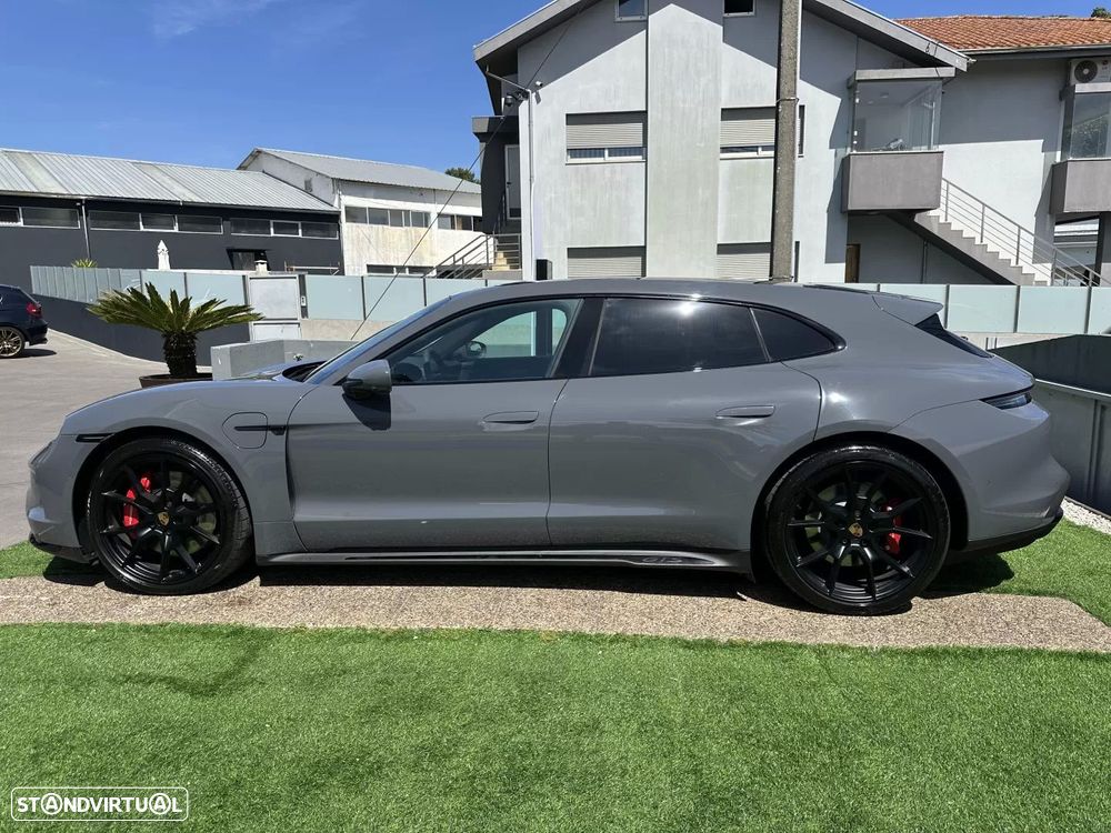 Porsche Taycan Sport Turismo GTS - 19