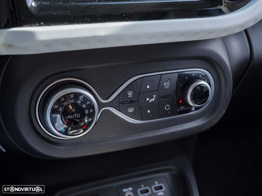 Renault Twingo Z.E. 22 Zen - 31