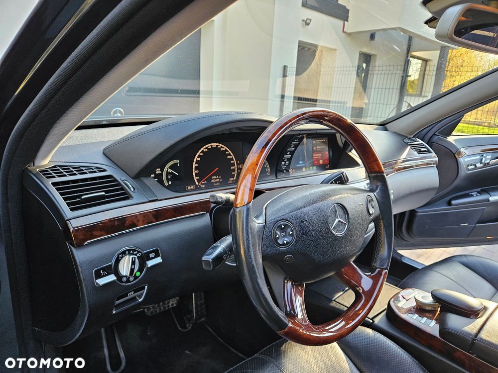 Mercedes-Benz Klasa S 500 L 4Matic 7G-TRONIC - 13