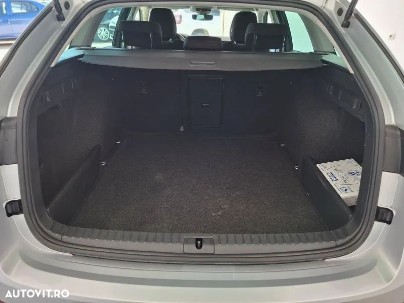 Skoda Octavia 2.0 TDI DSG Style - 6