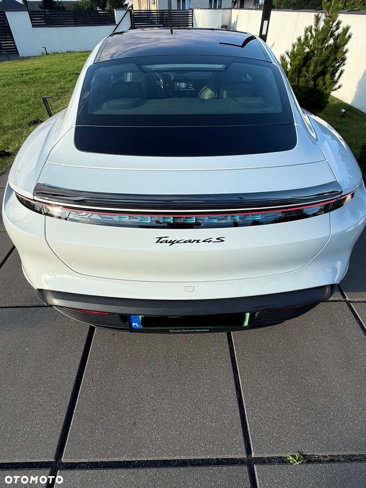 Porsche Taycan 4S Performance Plus - 7