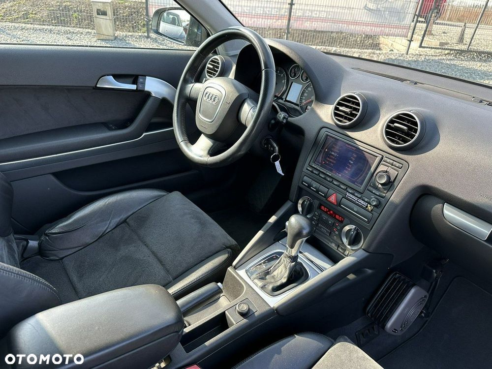 Audi A3 3-drzwiowe 3.2 quattro S tronic Ambition - 25