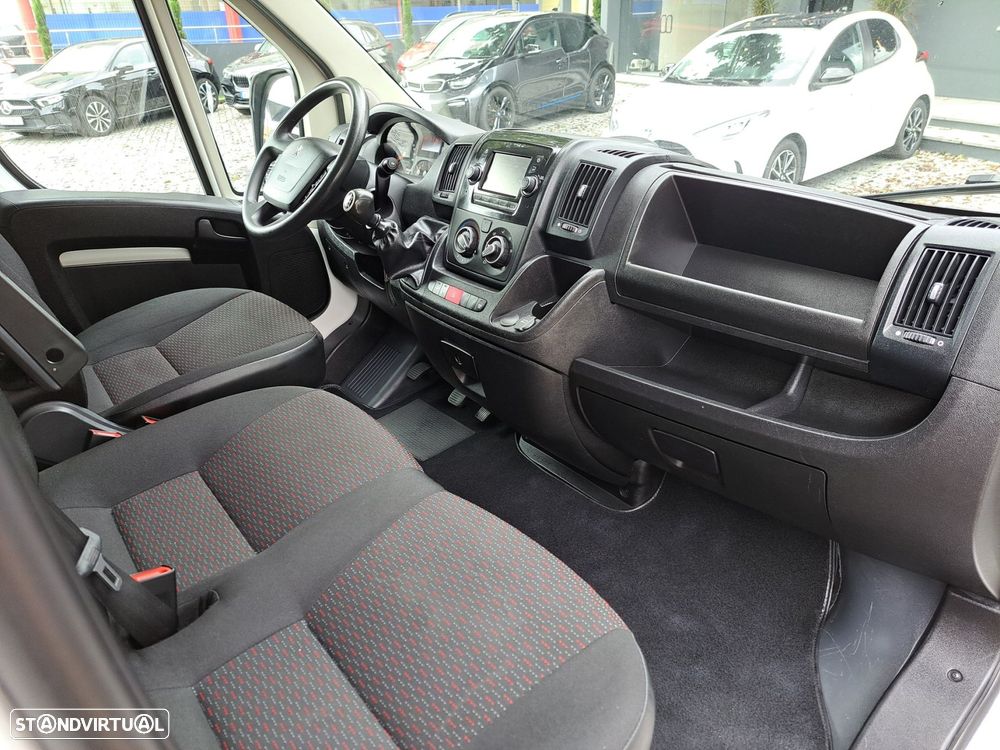 Peugeot Boxer 2.2 BlueHDi 330 L2H1 Premium - 17