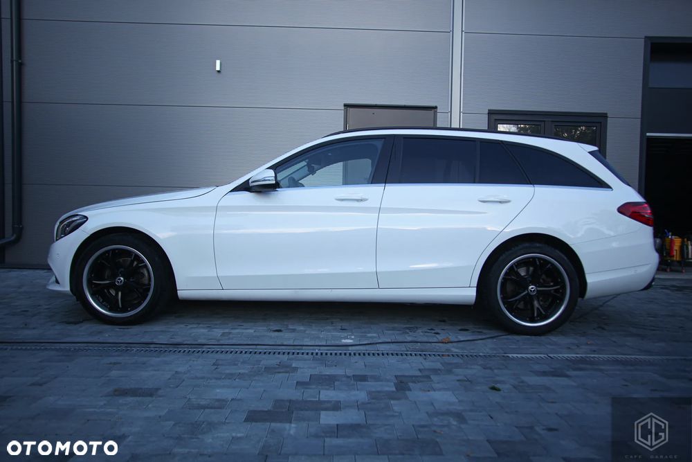 Mercedes-Benz Klasa C 200 (BlueTEC) d 7G-TRONIC - 32