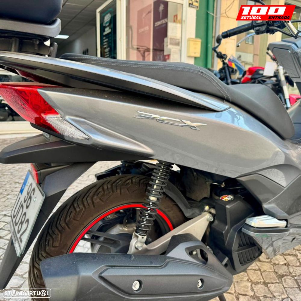 Honda PCX125 - 11