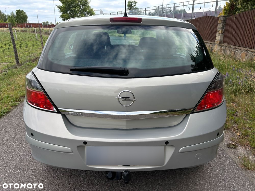 Opel Astra III 1.4 Enjoy - 32