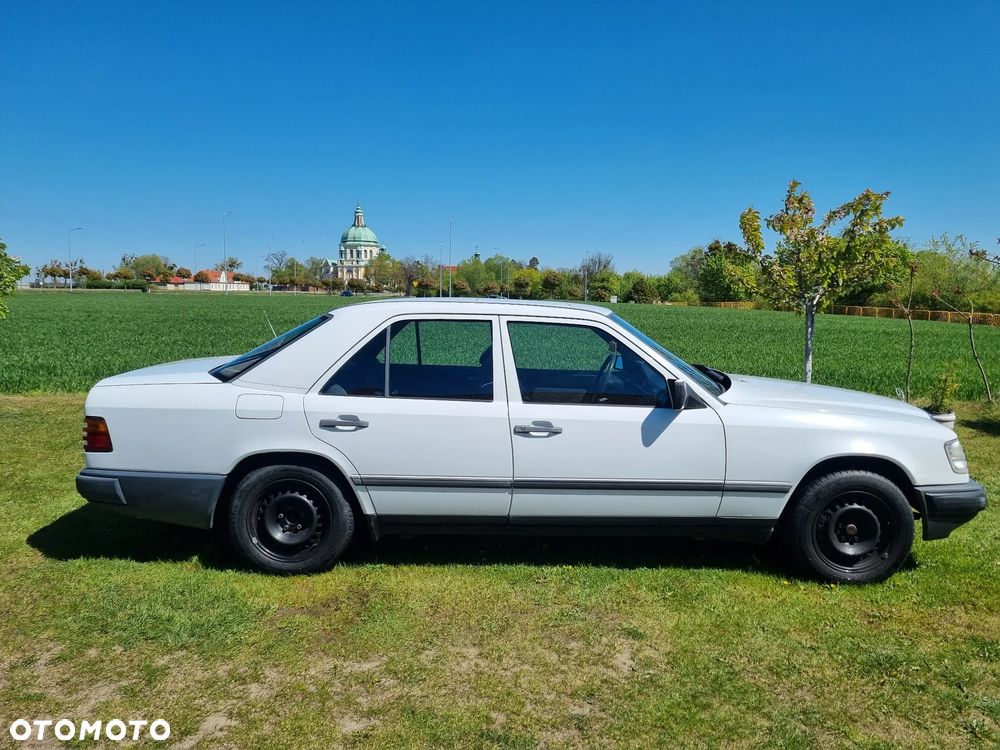 Mercedes-Benz W124 (1984-1993) - 3