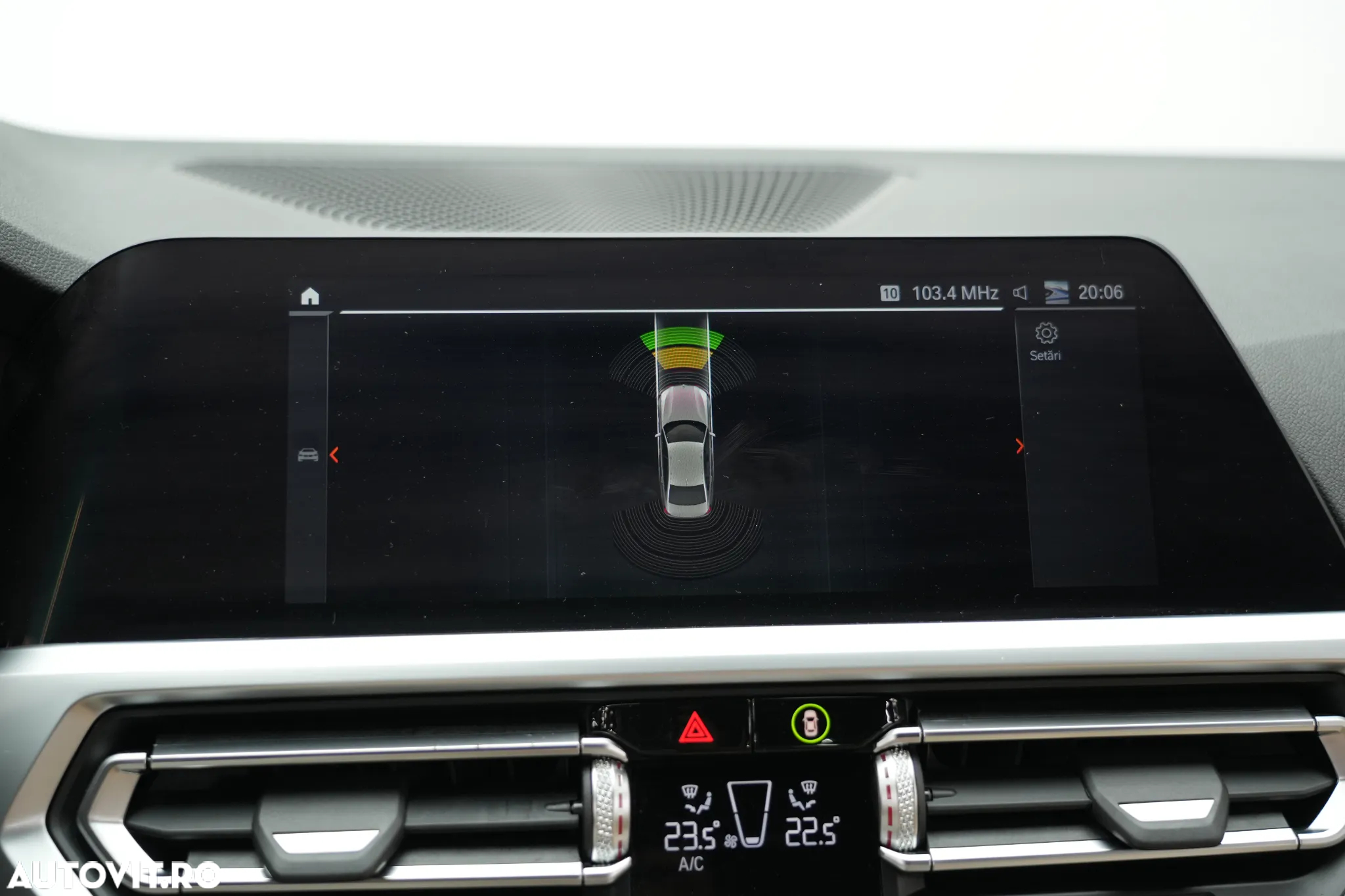 BMW Seria 3 330e Aut. M Sport - 36