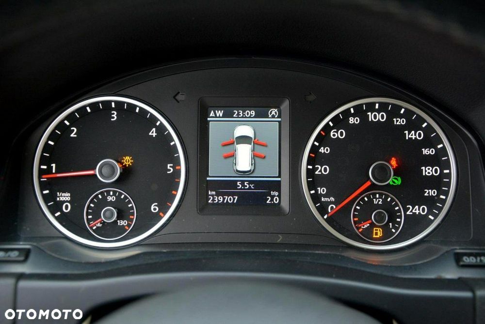 Volkswagen Tiguan 2.0 TDI 4Mot Sport&Style DSG - 25