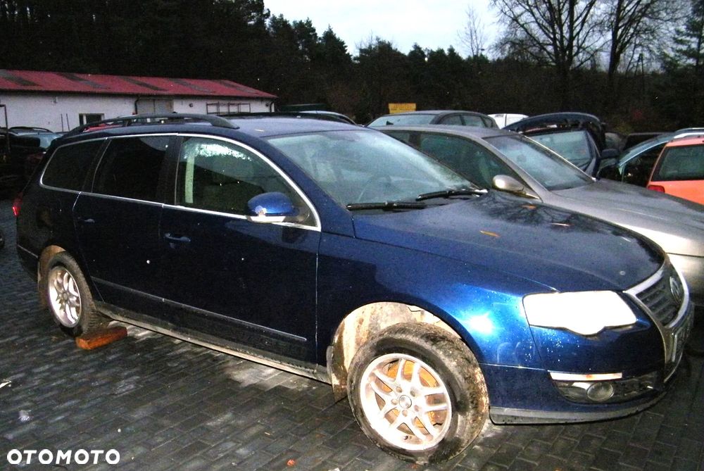 Volkswagen Passat B6 (05-10r.) 2.0 TDI 140KM. Silnik BMP Skrzynia HDV lakier LD5Q.Cały na części. GWARANCJA !!!  Przód Tył Zestaw Komplet Drzwi Klapa Zderzak Błotnik Maska Grill Atrapa Szyba Pas Lampa Lusterko Boczki Fotel Kanapa Kokpit Deska Rozdzielcza Przełącznik Włącznik Sterownik Przewody Wiązka Instalacja Moduł Komputer Czujnik Listwa Pompa Alternator Wtryski Głowica Rozrusznik Kompresor Sprzęgło Dwumas Silnik Skrzynia ABS Klimatyzacji Paliwa Wspomagania Kolektor Turbina Przepustnica Zawór Chłodnica Koło Hak Belka Sanki Zawieszenie Mcpherson Półoś Amortyzator Wydech Tłumik Zacisk Most - 3
