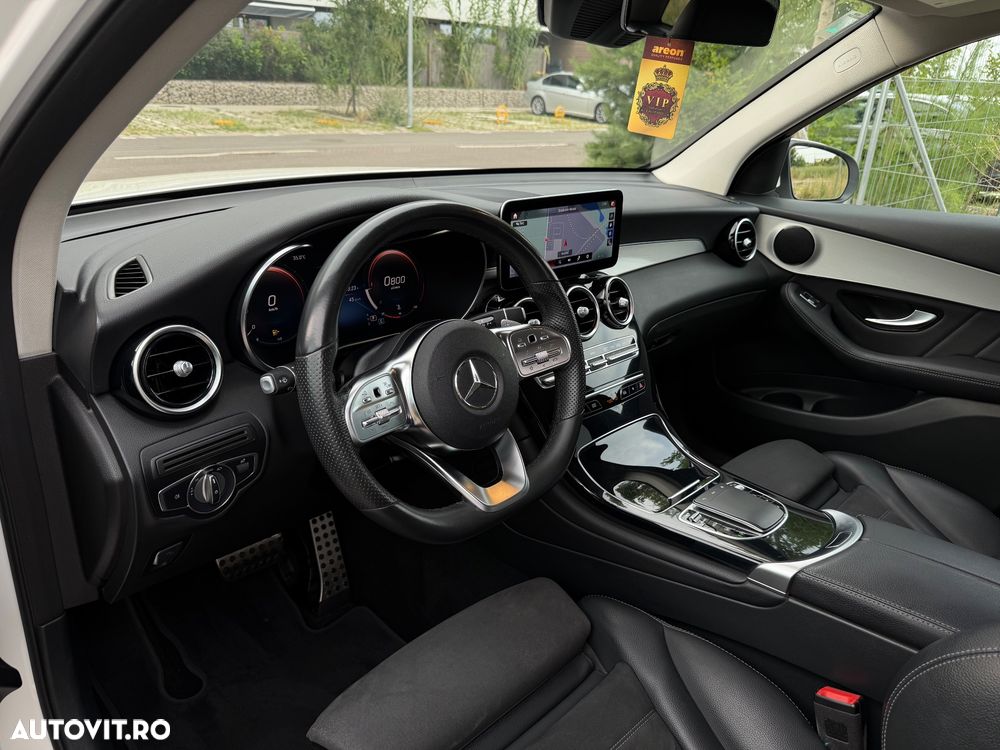 Mercedes-Benz GLC 300 d 4MATIC 9G-TRONIC AMG Line Plus - 6