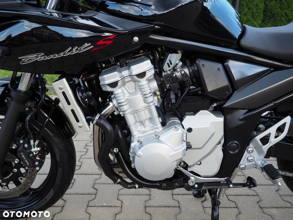 Suzuki Bandit - 20