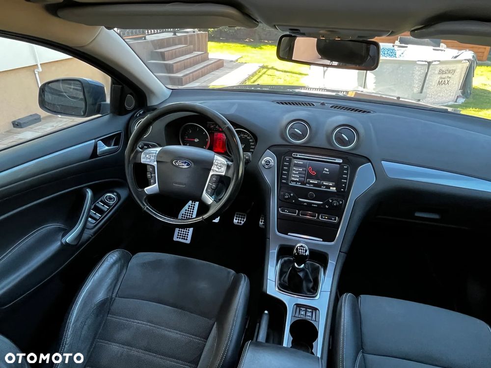 Ford Mondeo 2.0 TDCi Champions Edition - 23