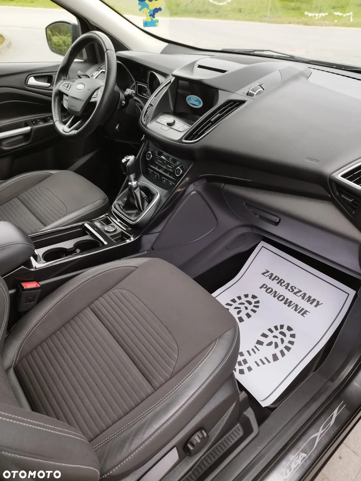 Ford Kuga 1.5 EcoBoost 2x4 Titanium - 9