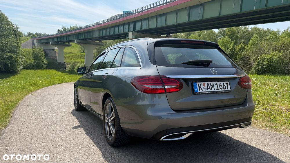 Mercedes-Benz Klasa C 200 d 9G-TRONIC - 25