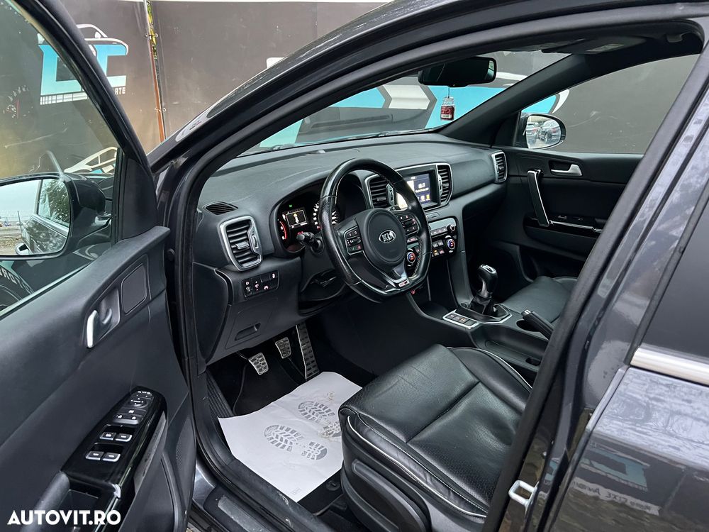 Kia Sportage 2.0 CRDI 2WD Attract - 11