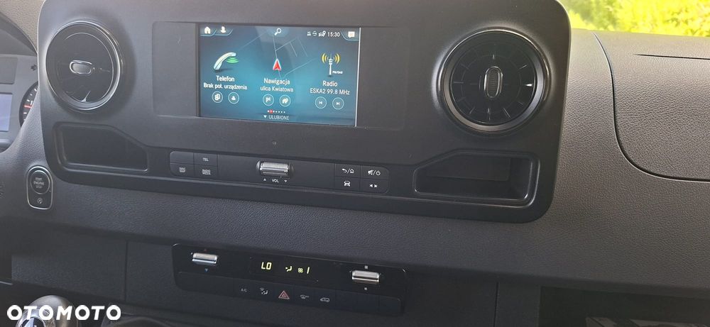 Mercedes-Benz SPRINTER - 15
