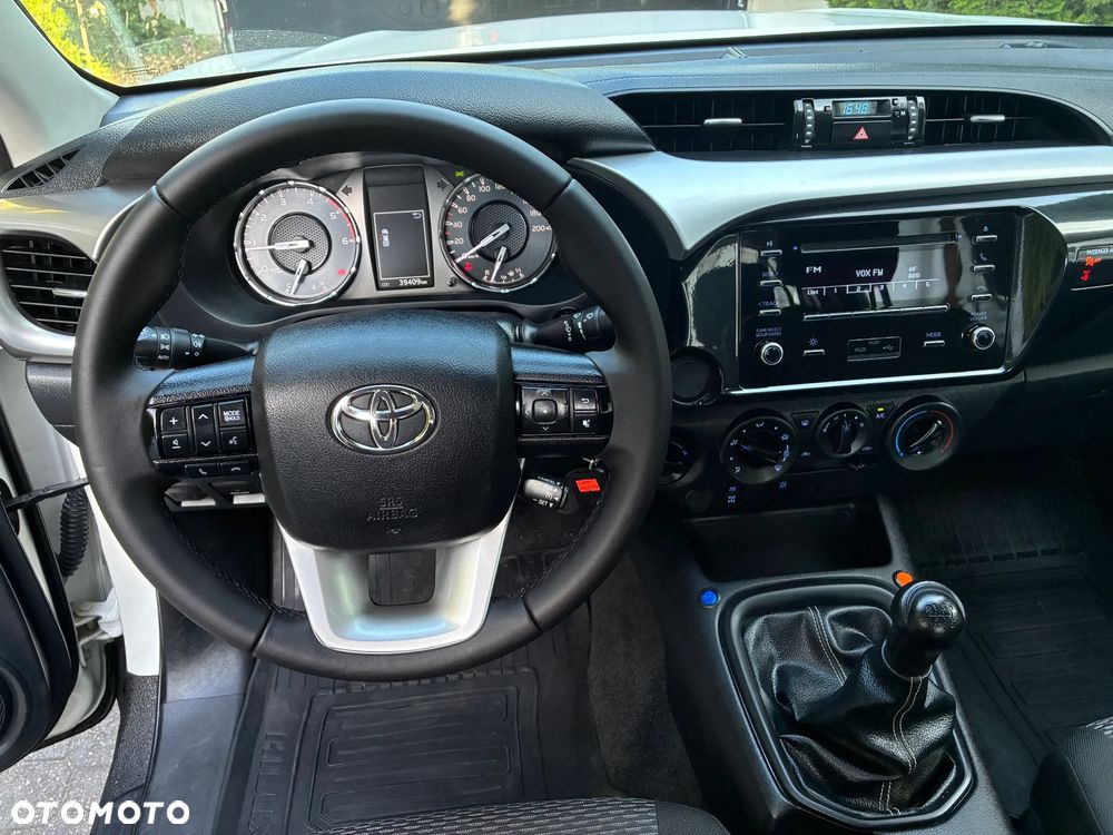 Toyota Hilux 2.4 D-4D Double Cab DLX 4x4 - 19