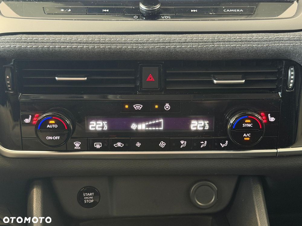 Nissan Qashqai 1.3 DIG-T MHEV Acenta Xtronic - 16