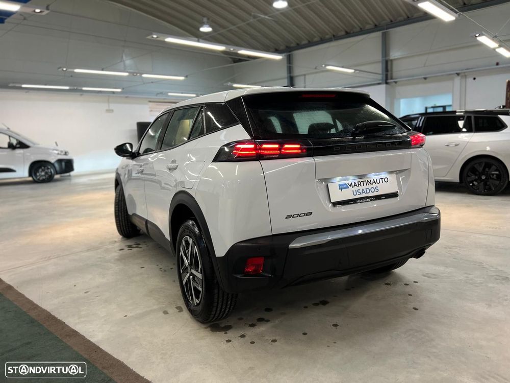 Peugeot 2008 1.2 Style - 12