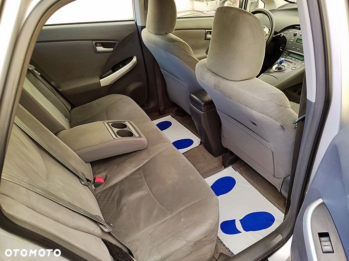 Toyota Prius 2011 photo 5