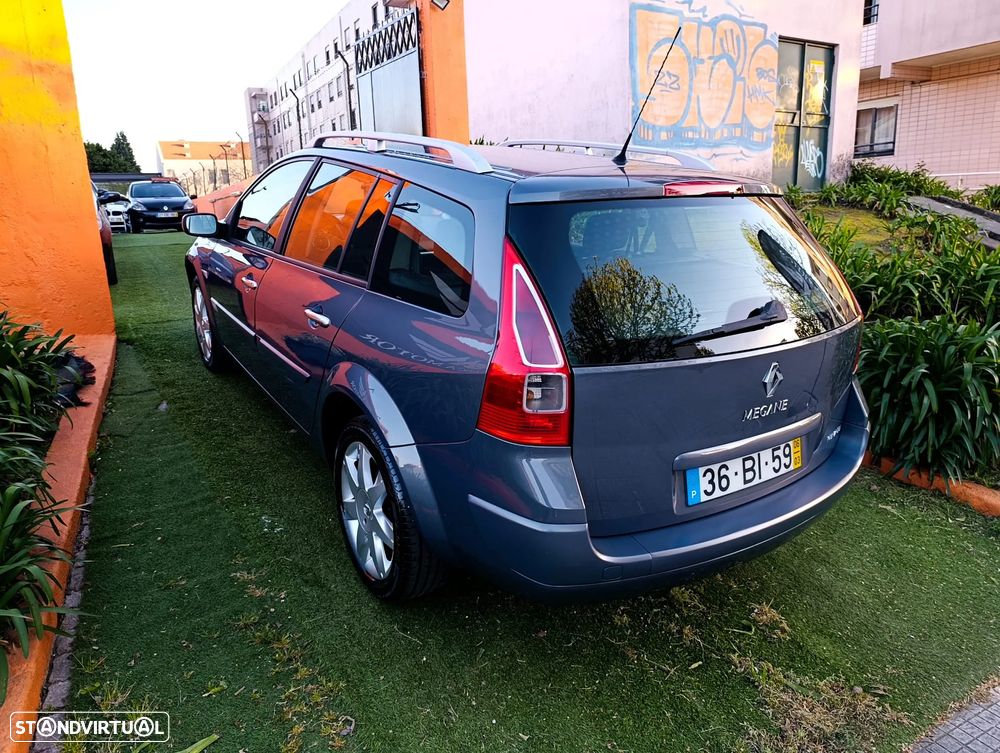 Renault Mégane Break 1.5 dCi Dynamique S - 4