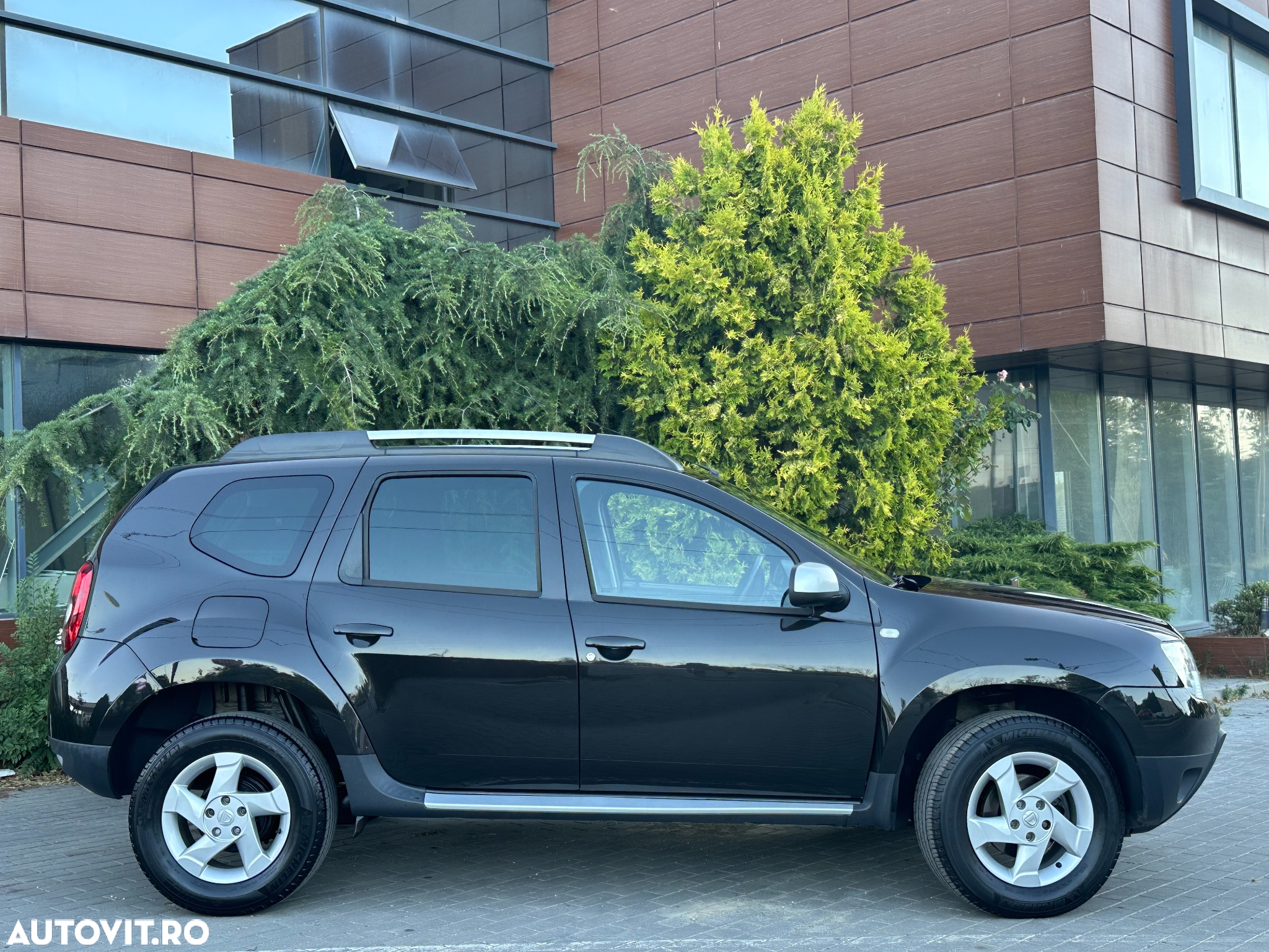 Dacia Duster 1.5 dCi 4x2 Laureate - 36