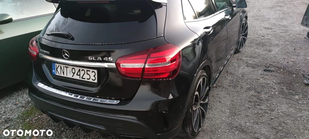 Mercedes-Benz GLA AMG 45 4-Matic - 8