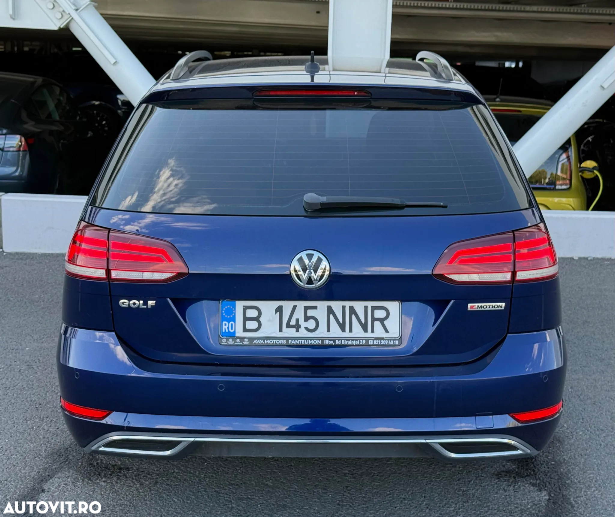 Volkswagen Golf 2.0 TDI DSG 4Motion Highline - 29