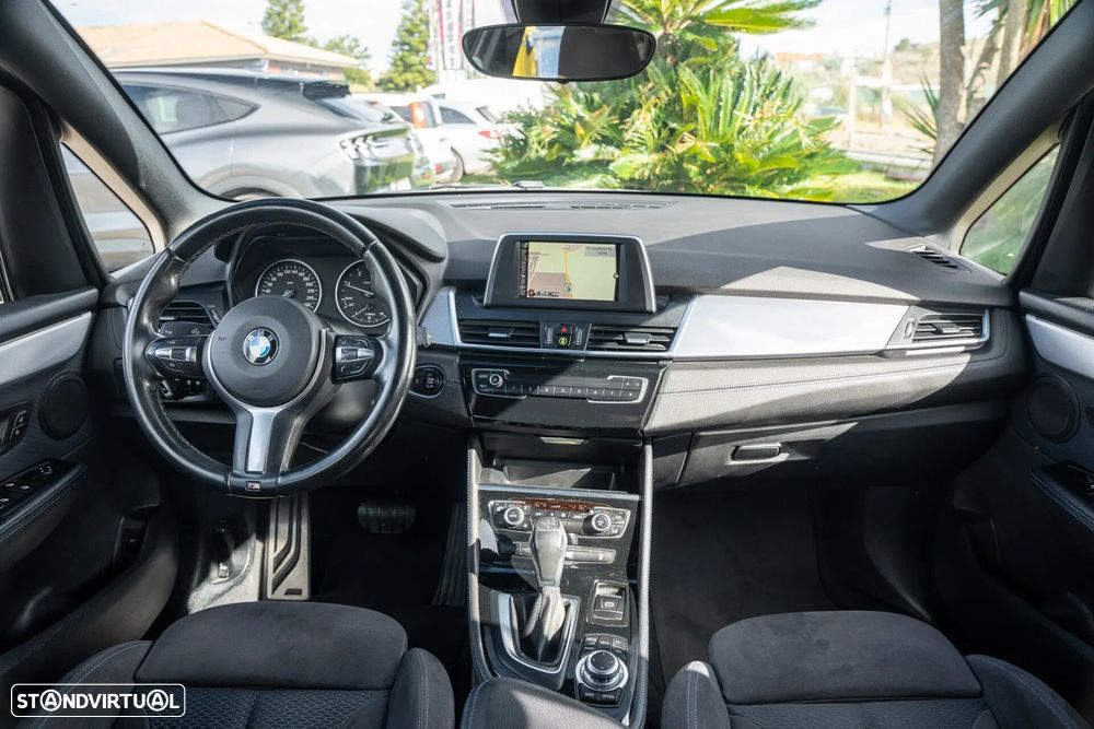 BMW 218 Active Tourer d Pack M Auto - 6