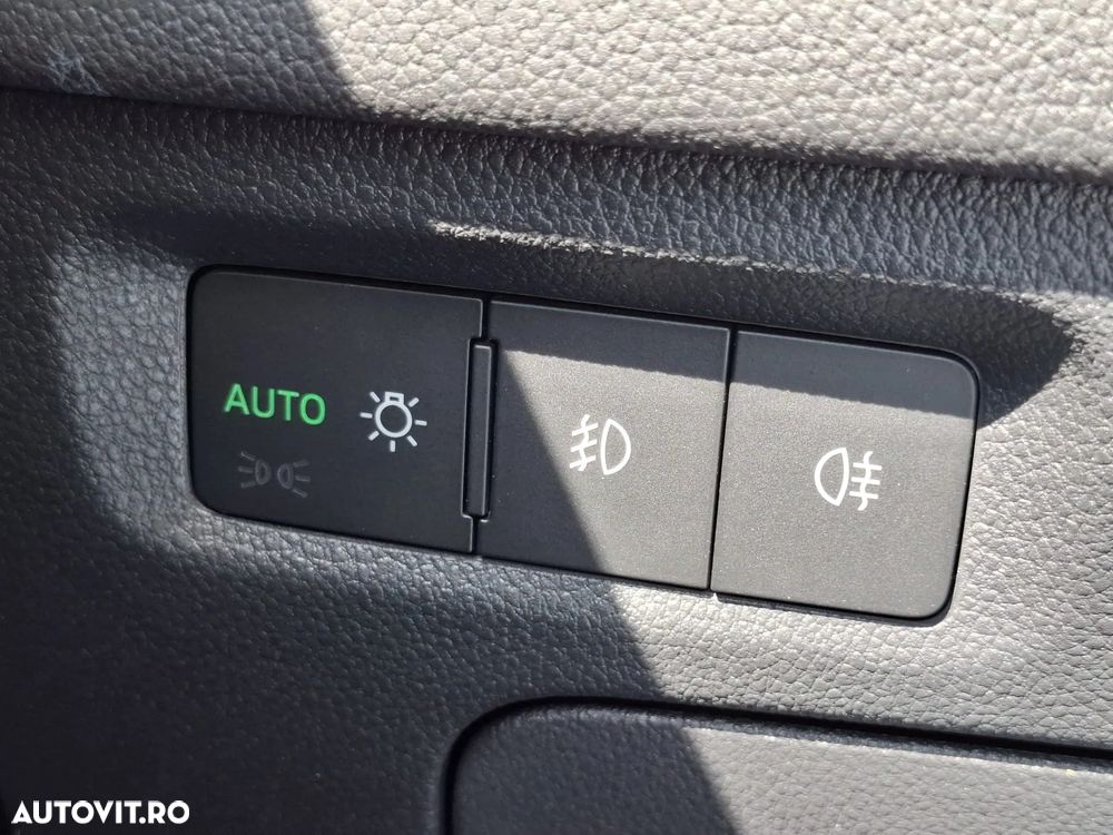 Skoda Octavia 1.0 TSI Ambition - 37