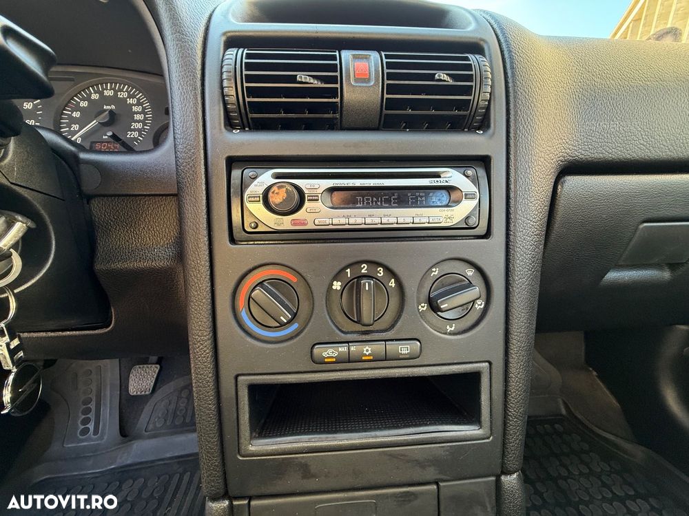 Opel Astra - 14