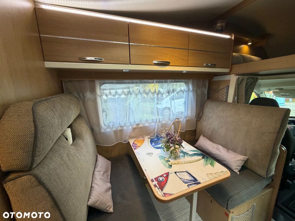 Hobby Kamper,camper I właściciel garażowany 6-osób - 36