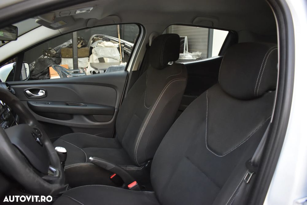 Renault Clio (Energy) TCe 90 Start & Stop INTENS - 14