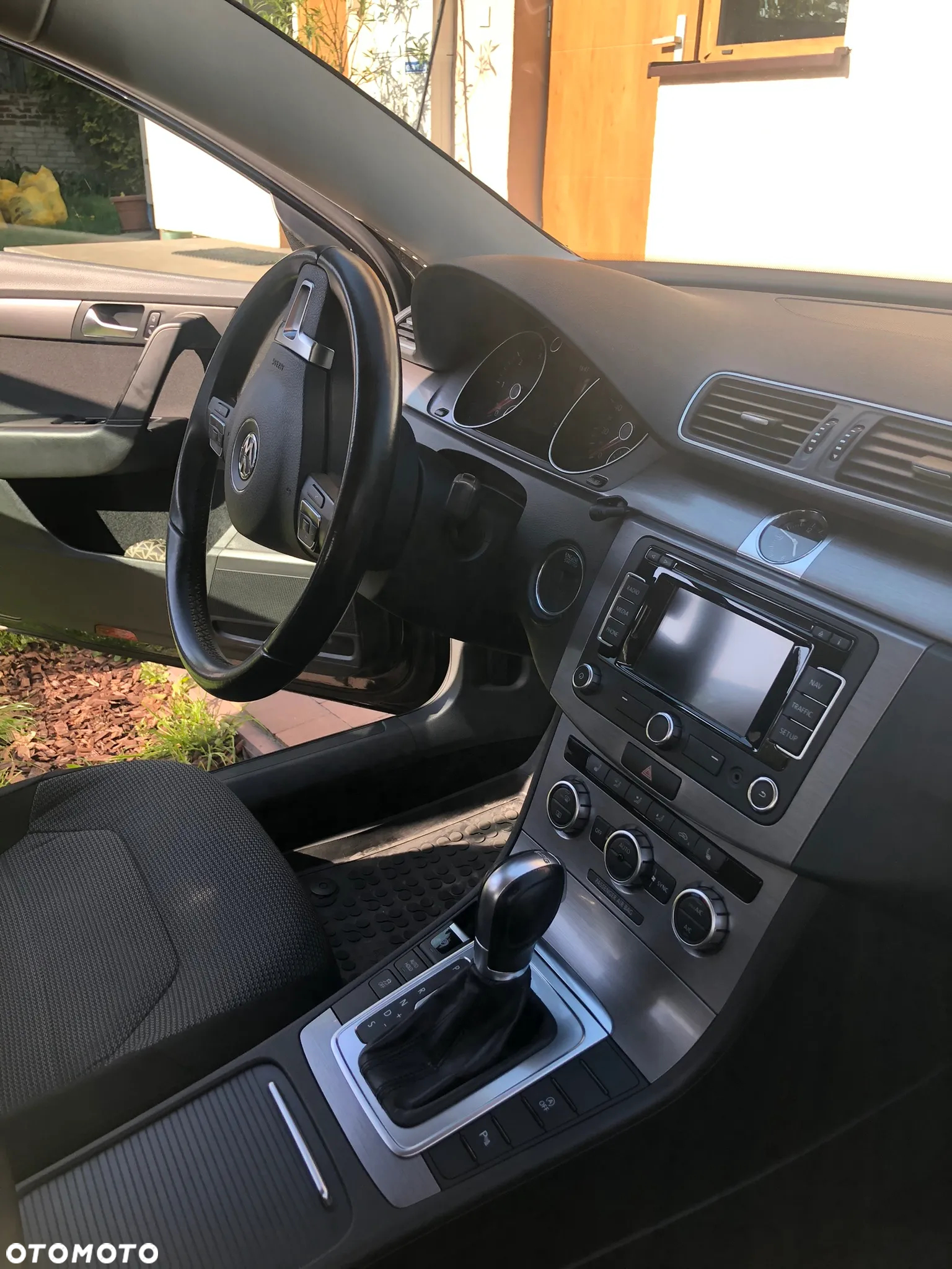 Volkswagen Passat Variant 2.0 TDI DSG BlueMotion Technology Comfortline - 10