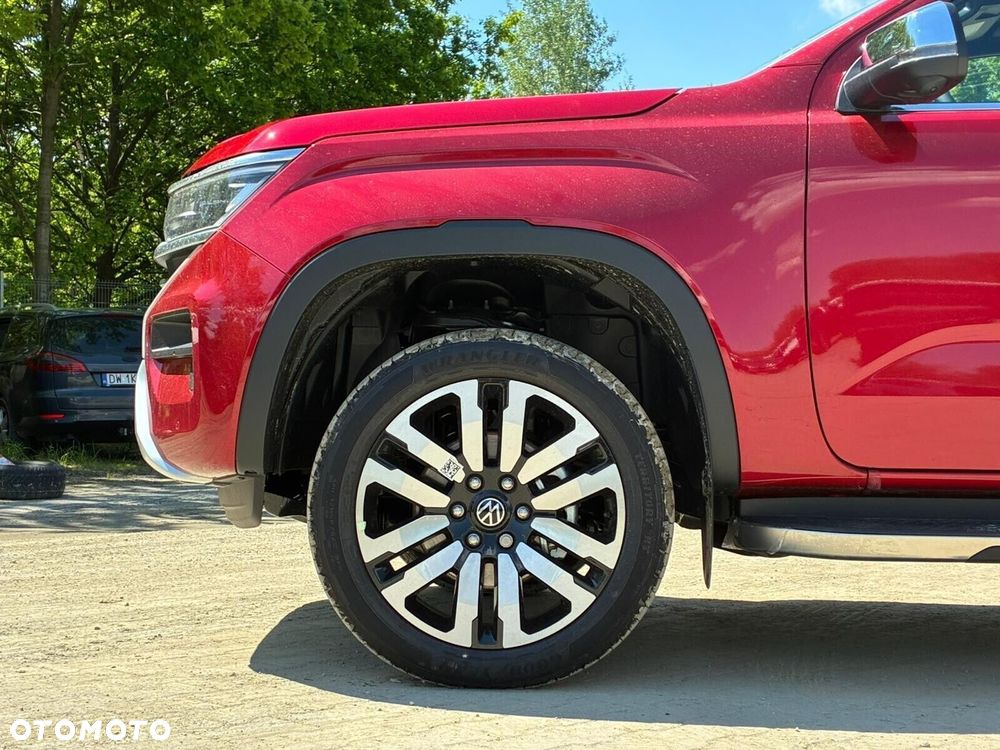 Volkswagen Amarok - 32