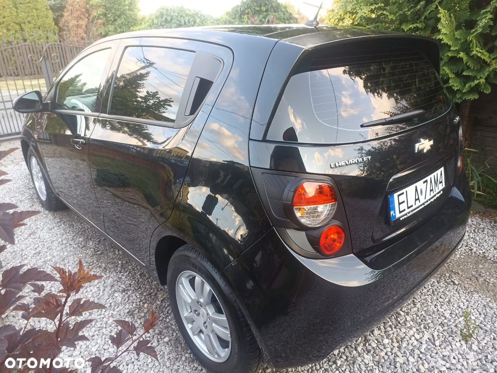 Chevrolet Aveo - 11
