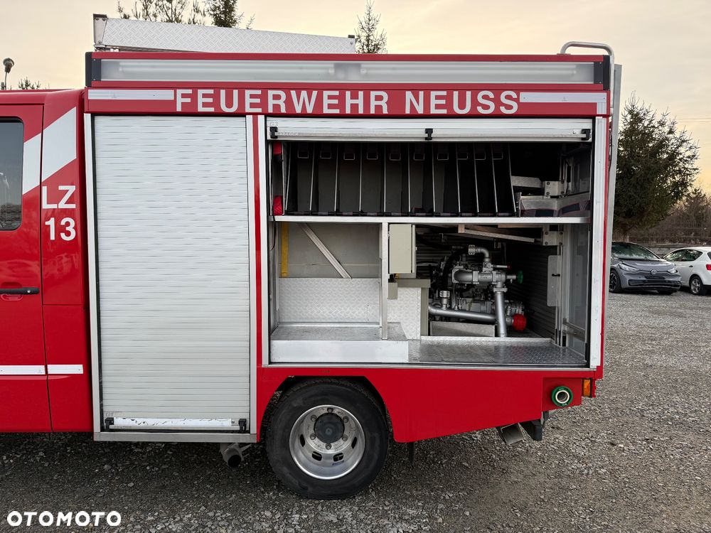 Mercedes-Benz ATEGO 818 4x2 - 21