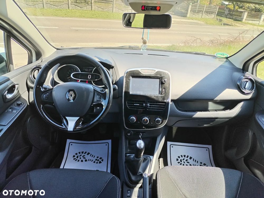 Renault Clio - 18