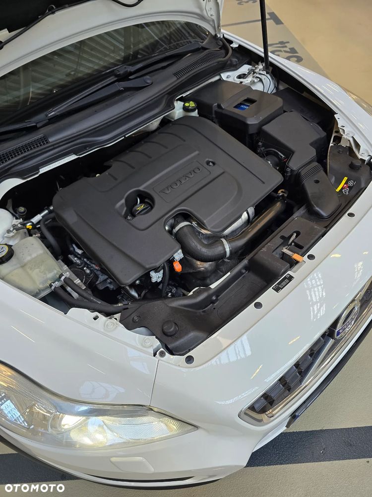 Volvo C30 1.6D DRIVe Momentum - 25