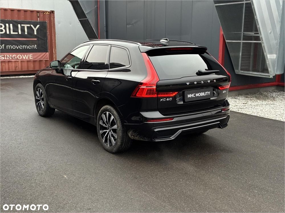 Volvo XC 60 B5 B AWD Core - 13