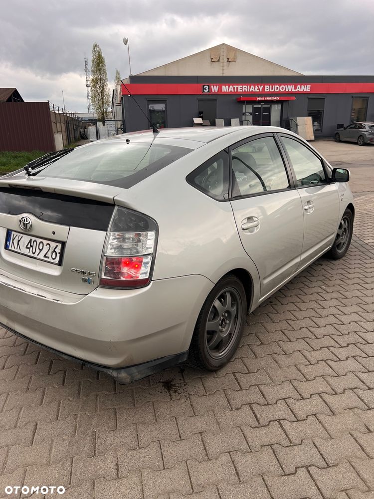 Toyota Prius 1.5 VVT-i Sol - 5