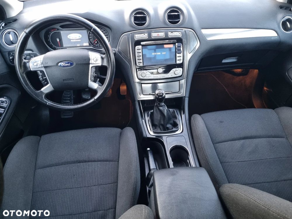 Ford Mondeo 2.0 Titanium X - 9