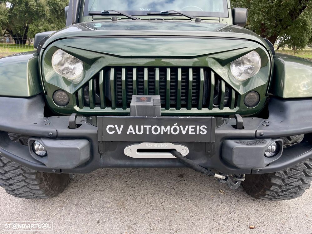 Jeep Wrangler Unlimited 2.8 CRD ATX Sahara Limited - 11